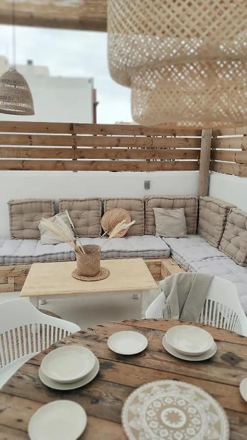 Nomad Surf House Hostel Corralejo 0*,  Spanyolország