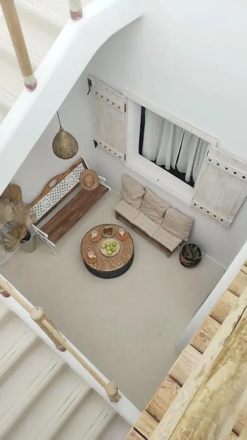 Nomad Surf House Hostel Corralejo