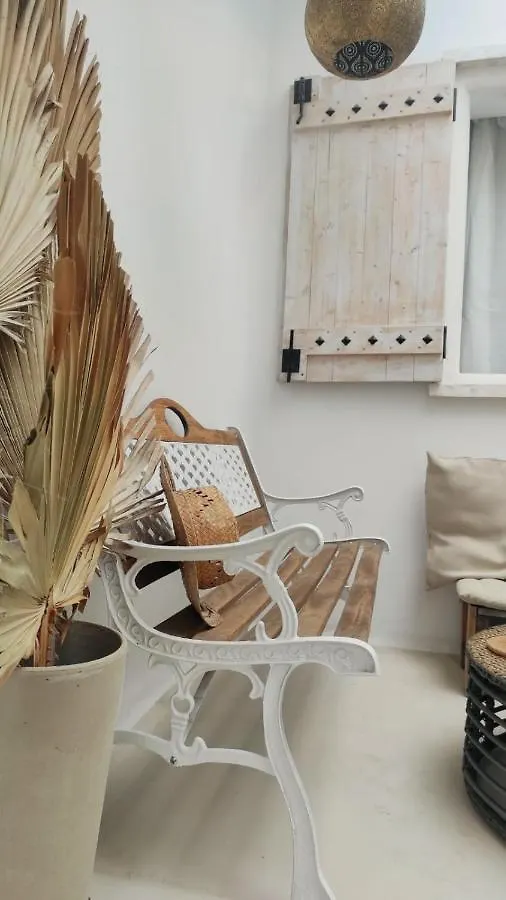 Nomad Surf House Hostel Corralejo 0*,  Spanyolország